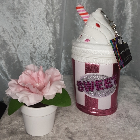 unbranded Accessories - Adorable Zipper Ice Cream Soda Bag Charm Key Chain